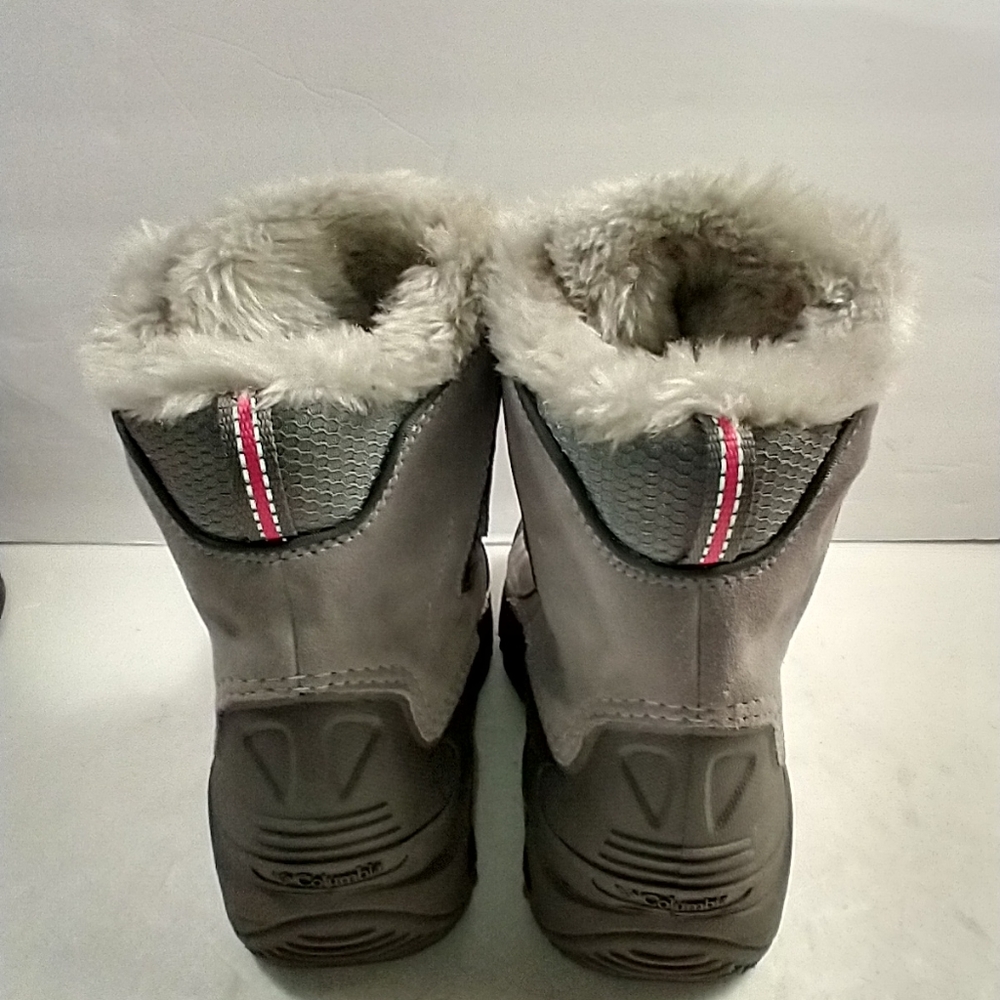 Columbia 100 Grams Waterproof Insulated Boots Girl's sz 3. - Picture 4 of 9